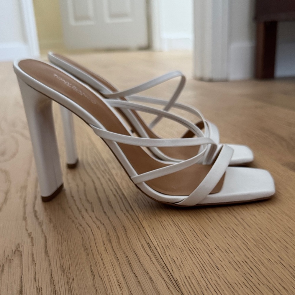 Tony Bianco New White Heels - Picture 3 of 4
